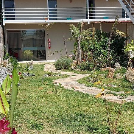 Casal Ostara Begonia Hotel Alto Paraiso de Goias Exterior photo